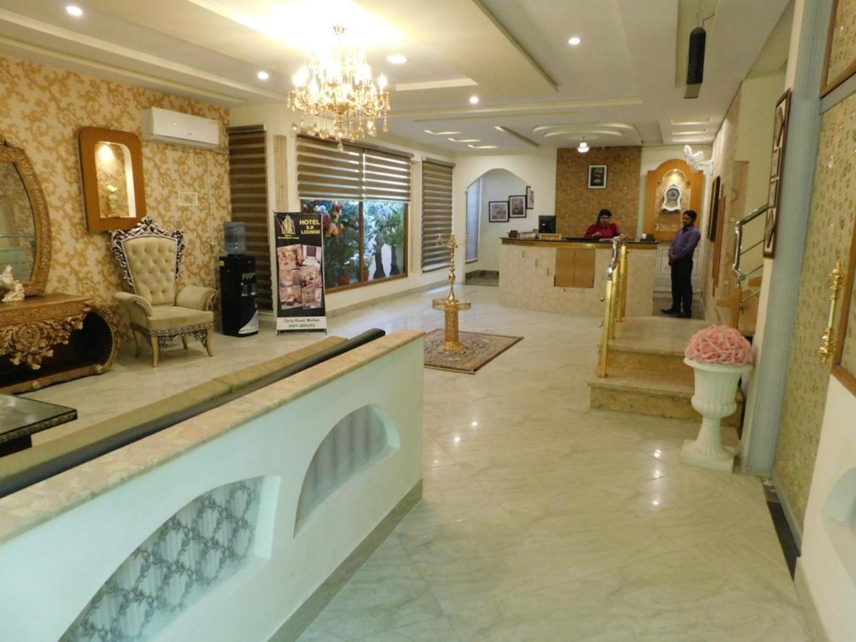 Hotel S.R. Lounge Мултан Екстер'єр фото